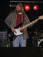 JoNathan Camney - Keybords & Bass